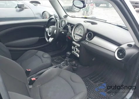 2010 Mini Cooper z USA, uszkodzony, nr VIN WMWMF3C51ATZ62586